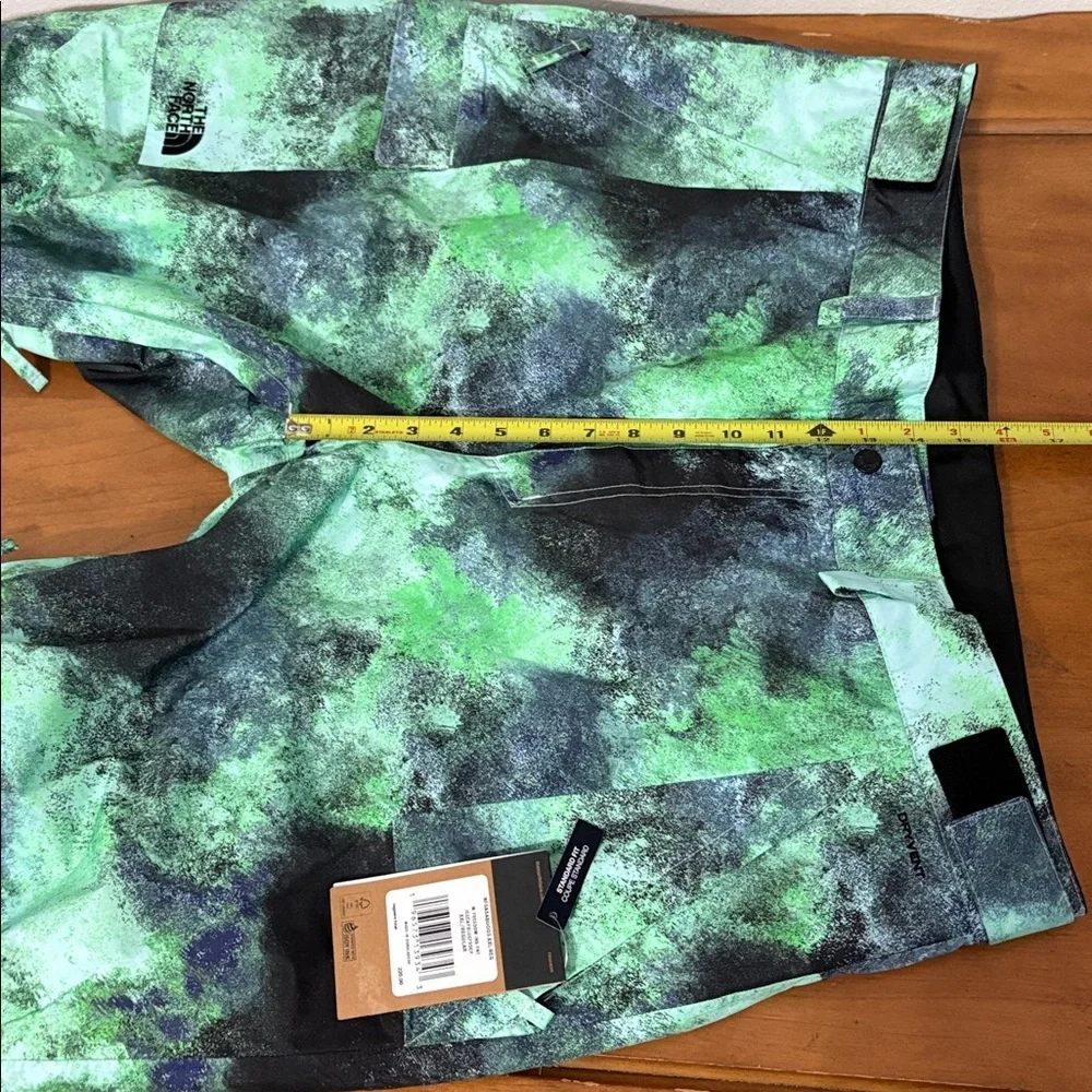 The North Face NWT Freedom Insulated Ski Snowboarding Pants Size XXL